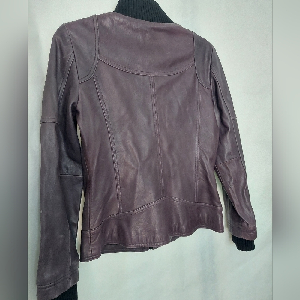 Women's Purple Leather Jacket - Picture 7 of 11